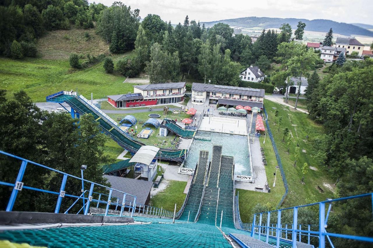 Penzion Acrobat Park Štíty Zewnętrze zdjęcie