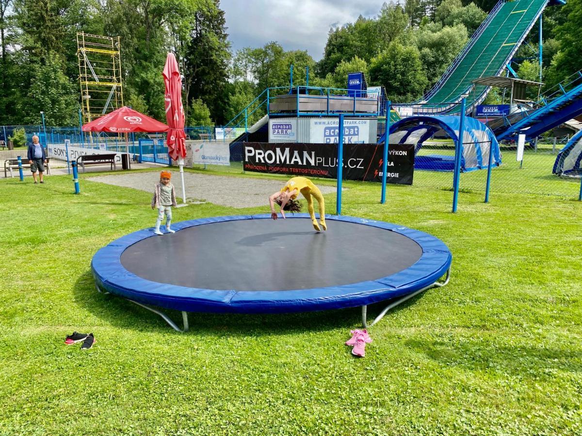Penzion Acrobat Park Štíty Zewnętrze zdjęcie